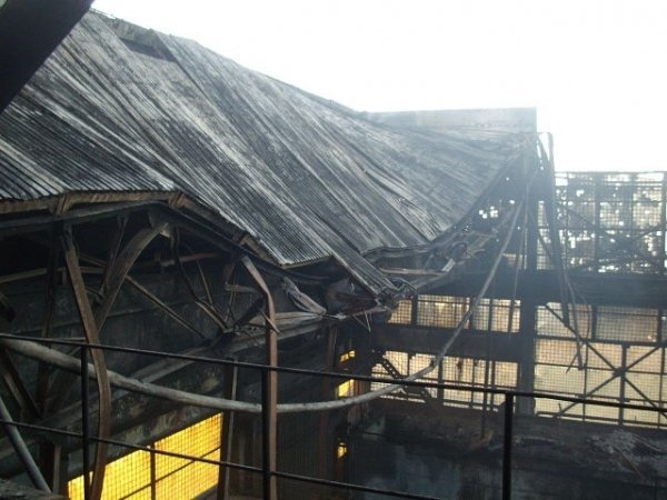 Фото згорілої електростанції