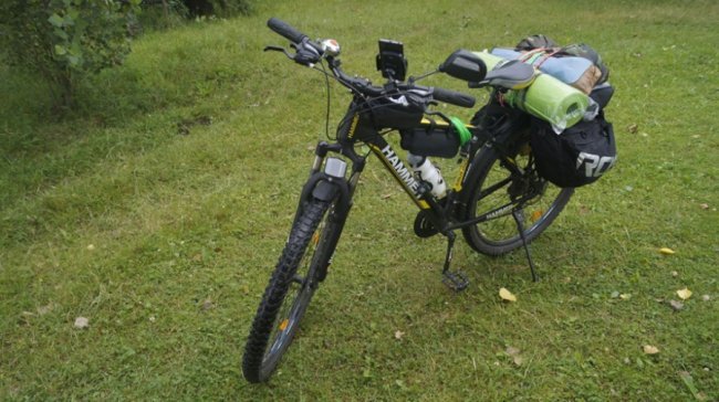 Місія завершена: волинянин на велосипеді доїхав до Парижа. ВІДЕО