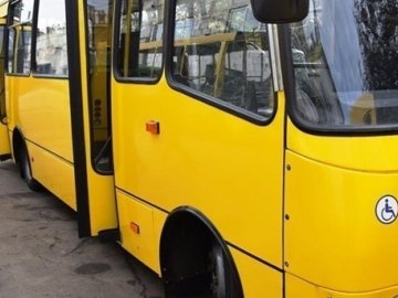 У Луцьку незрячі скаржаться на погане озвучення у громадському транспорті