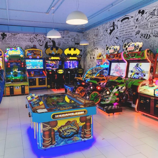 Лабіринт, художня школа, банкетний зал: що працює в дитячому розважальному комплексі у «Промені»*