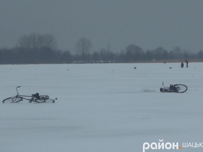 На Шацьких озерах триває риболовний сезон. ФОТО