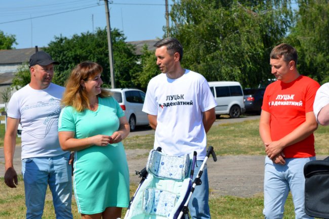 Луцькі активісти зібрали кошти на будівництво майданчика для дітей з ДЦП