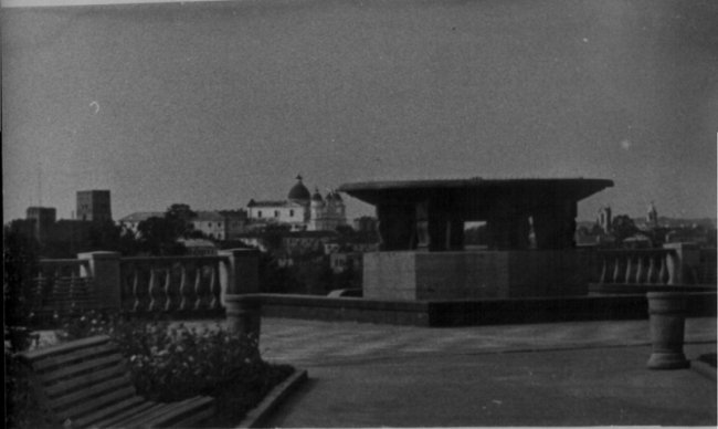 Яким був фонтан у центрі Луцька в 60-х роках. РЕТРОФОТО 