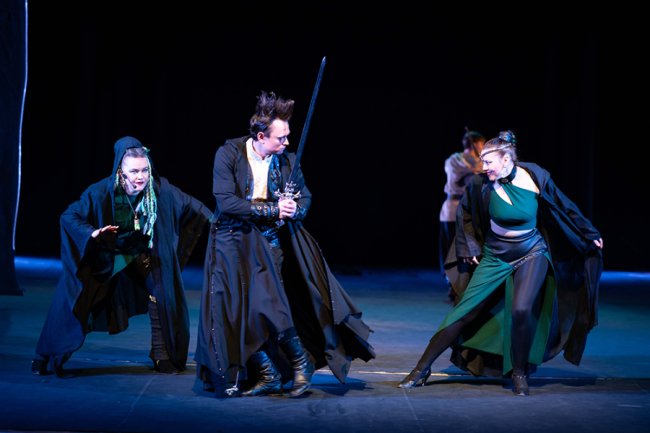 Як простий «лікарський рецепт» може врятувати серце: що покажуть у Волинському драмтеатрі 11 – 15 березня