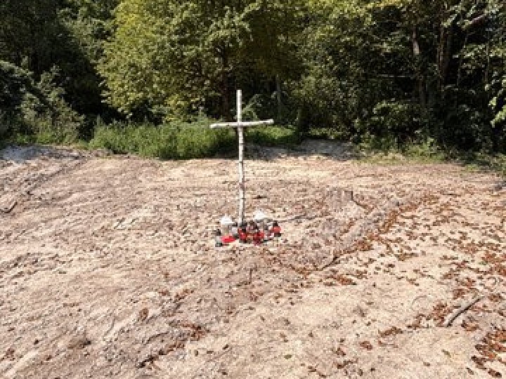 На Волині завершилась ексгумація: фахівці виявили три поховальні ями. ВІДЕО