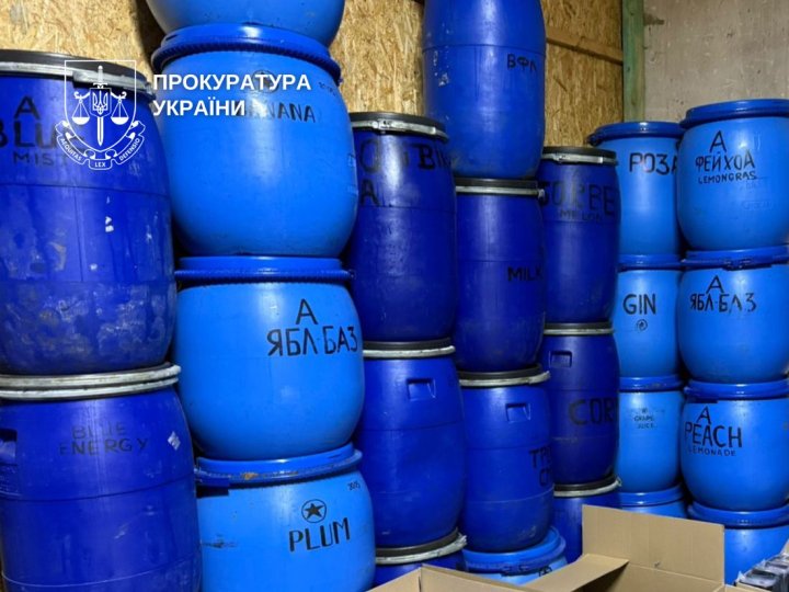 На Волині викрили підпільний цех з виробництва тютюну для кальяну: вилучили незаконної продукції на 8 млн