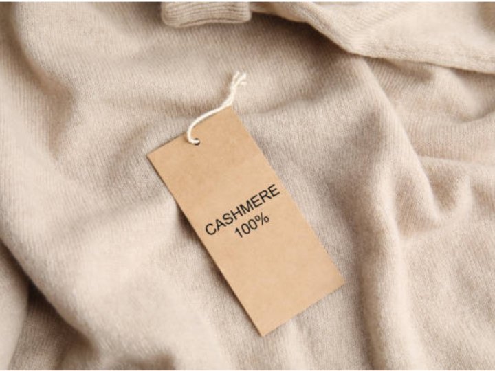 Шерсть, шовк, кашемір: як правильно доглядати за делікатними тканинами