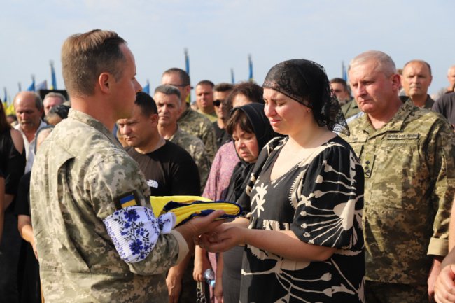 Збив три ракети і БпЛА: загинув льотчик з Луцька, який боровся за надання Україні F-16