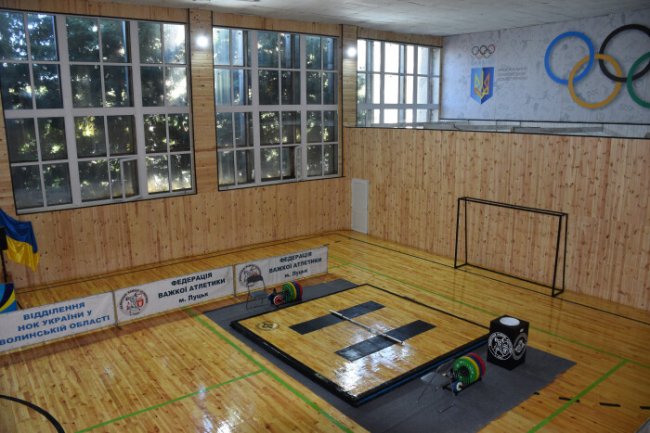 У Луцьку відремонтували спорткомплекс «Колос», який був у досить  плачевному стані. ФОТО