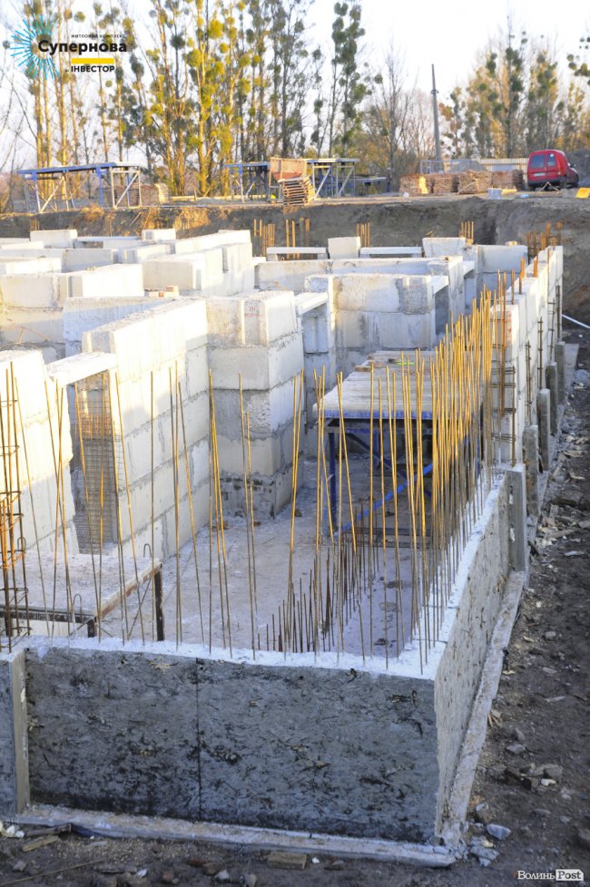 Звіт з будівництва ЖК «Супернова»: у четвертому будинку встановлюють вікна*