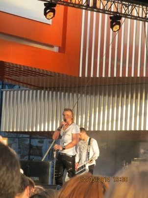 «Дикі» децибели, море народу і зоряні гості: як у Луцьку гуляли під «ПортCity». ФОТО. ВІДЕО