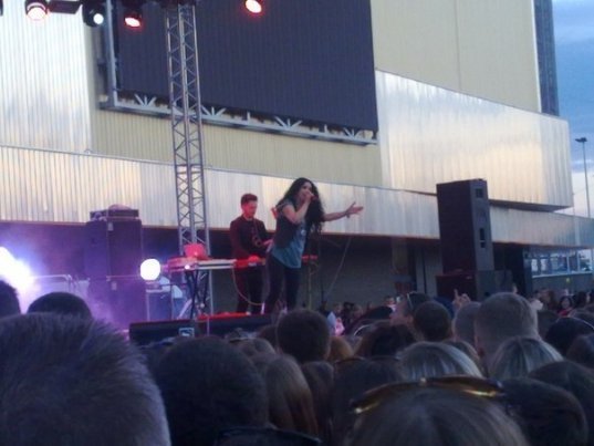 «Дикі» децибели, море народу і зоряні гості: як у Луцьку гуляли під «ПортCity». ФОТО. ВІДЕО