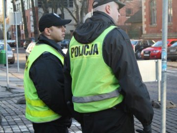 Українець хотів вивезти з Польщі крадений елітний спорткар Lamborghini