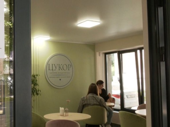 Донька військовослужбовця відкрила кав'ярню-кондитерську у Луцьку. ВІДЕО