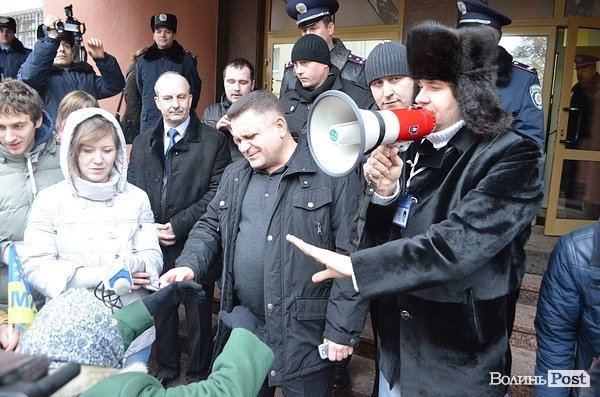 Пікет міліції та прокуратури в Луцьку. ФОТО