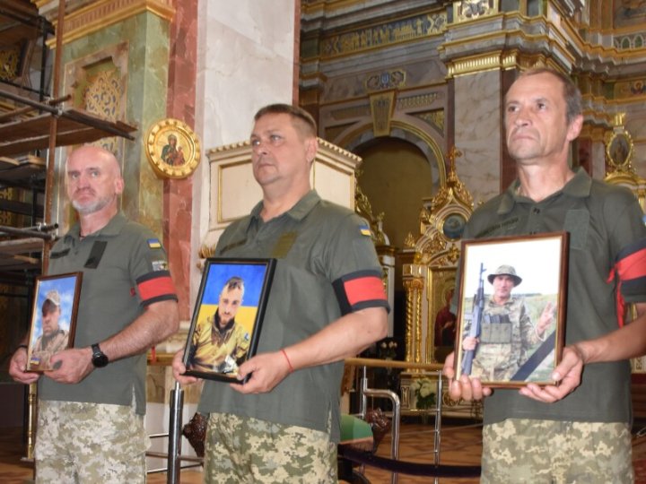 У Луцьку попрощалися з трьома Героями