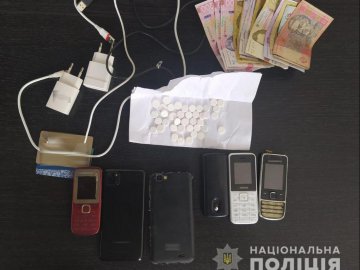 У волинській колонії цивільна дружина постачала засудженому наркотики. ФОТО