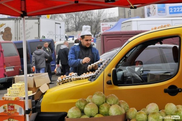 Завокзальний ринок. БУДНІ МІСТА