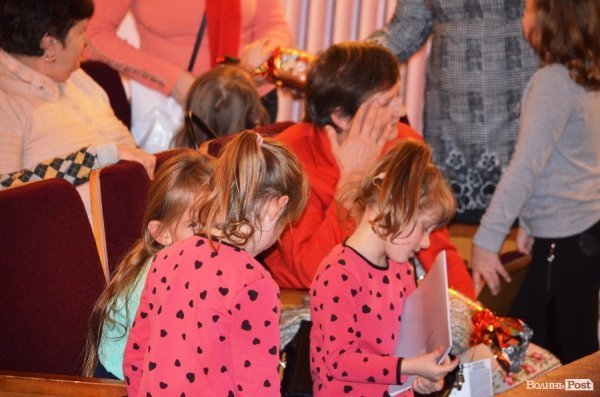 Андрій Покровський влаштував новорічне свято для 200 дітей