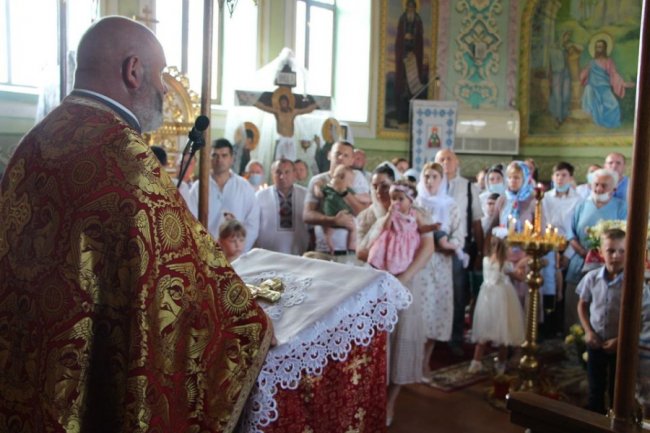 У селі під Луцьком релігійна громада відзначила потрійний ювілей. ФОТО