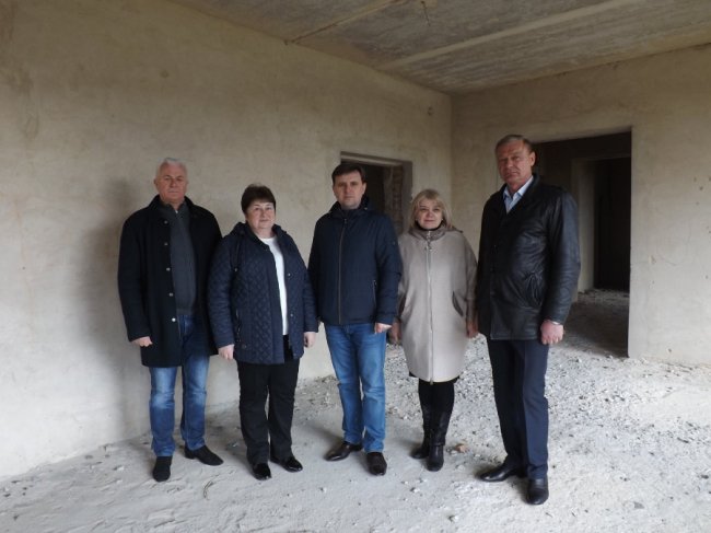 У селі на Волині руйнується школа. ФОТО