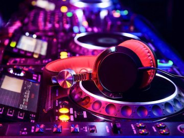 Судили волинянина, який не зміг поставити свою музику на дискотеці і побив ді-джея