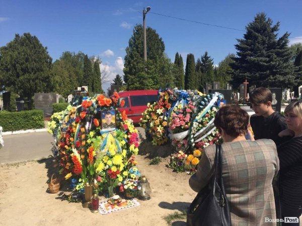 На Волині відслужили панахиду за загиблими воїнами АТО. ФОТО