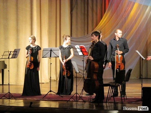 У Луцьку - концерт камерного оркестру. ФОТО