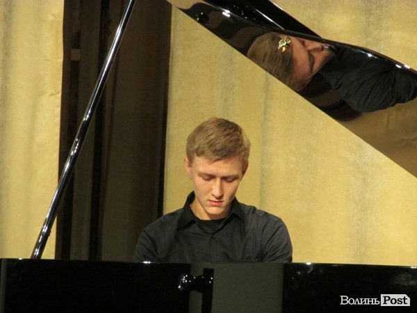 У Луцьку - концерт камерного оркестру. ФОТО