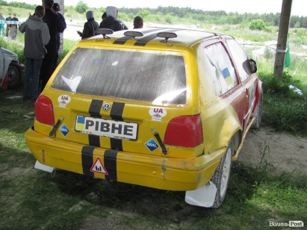 Під Луцьком змагалися автогонщики. ФОТО 