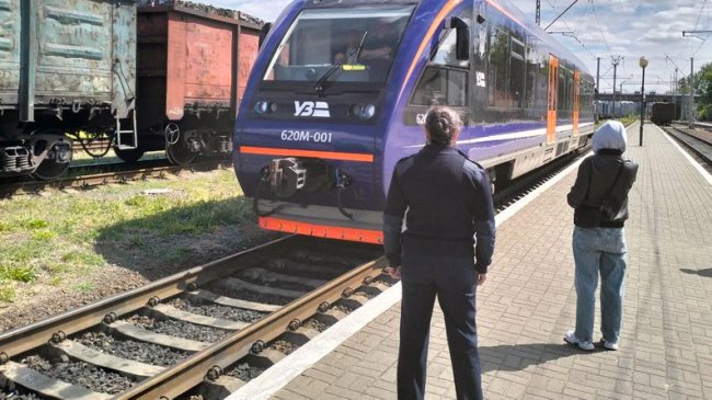 До Луцька вперше прибув потяг з Коломиї