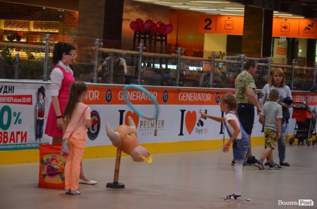 Діти наших Героїв: у «ПортСity» розважали дітей волинських атовців