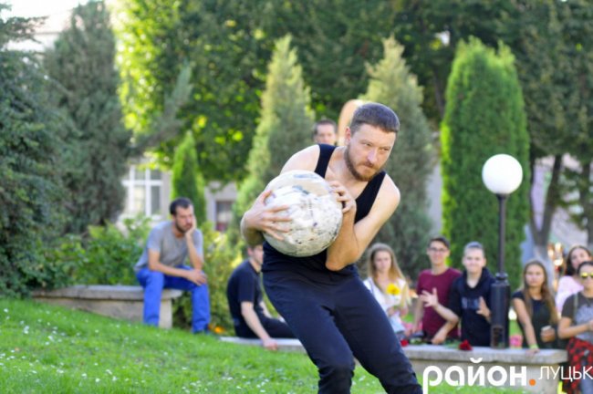У Луцьку розпочався незвичний фестиваль. ФОТО