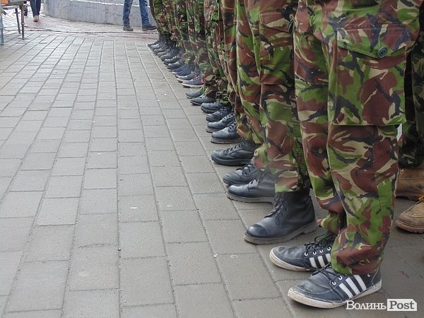 Антивоєнне віче у Луцьку. ФОТО