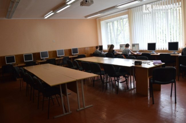 Луцька школа № 25 зсередини. ФОТО