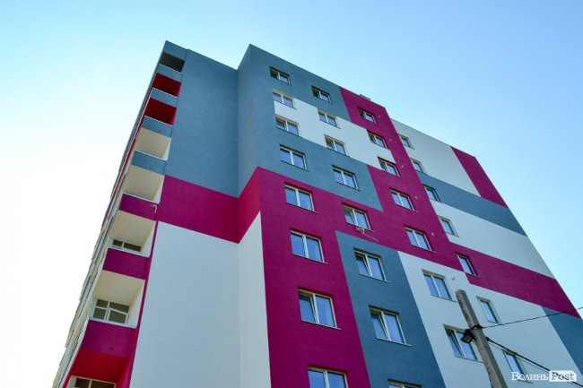 Фотозвіт із будівництва найяскравішого житлового комплексу Луцька*