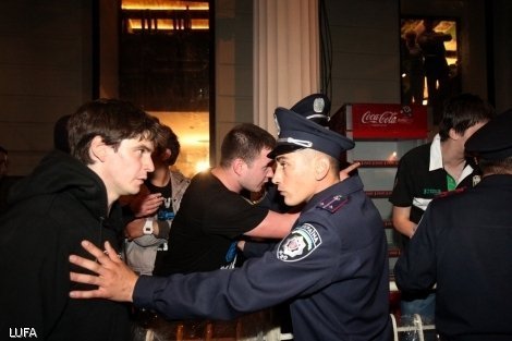 Росіяни на «Євро-2012» побилися з українцями і поляками 