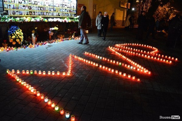 У Луцьку згадували Революцію Гідності та молилися за загиблими. ФОТО. ВІДЕО