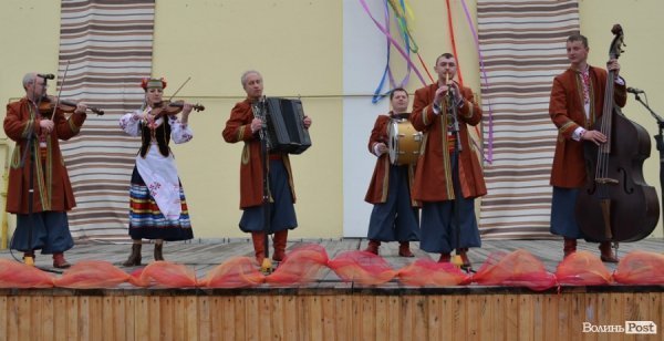 У центрі Луцька – Великодні розваги