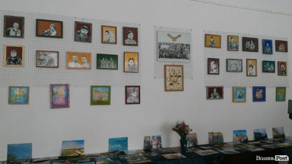 Воїни та янголи: волинський айдарівець презентував виставку картин