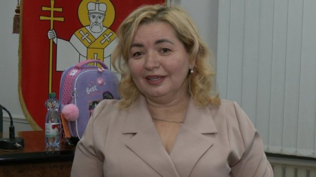 У Луцькій громаді 62 першокласникам подарували рюкзаки з необхідним шкільним приладдям. ФОТО