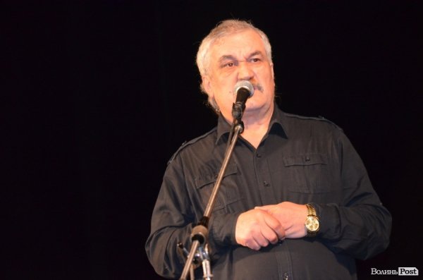 Шкляр у Луцьку розповів, чому Україні не потрібен Крим і Донбас. ФОТО