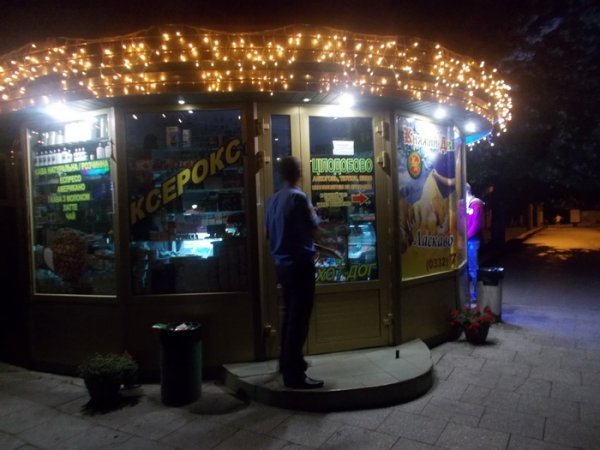 У луцьких торгівельних закладах провели рейди. ФОТО 