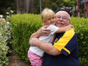 На Запоріжжі  дідусь «викрав»  з дитсадка чужу дитину