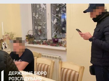 ДБР викрило посадовця КМВА у сприянні депутатам в ухиленні від військової служби