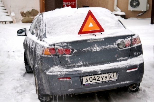 Масова аварія в Росії: вулиця стала звалищем битих машин. ФОТО. ВІДЕО