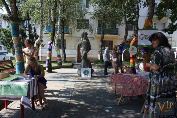 У Луцьку сірі будні робили яскравішими. ФОТО