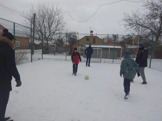Спортивна зима: лучани вийшли на ранкову руханку. ФОТО