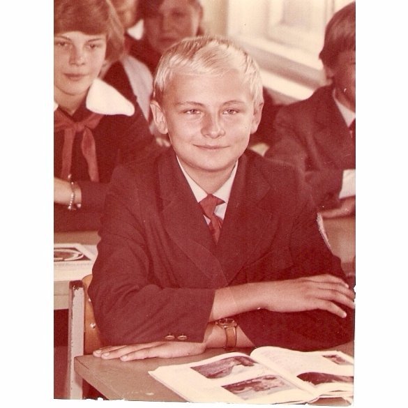 Українські політики у першому класі. ФОТО