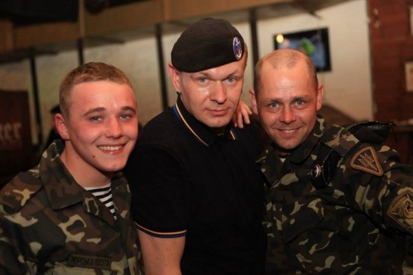 «Тартак» заспівав для морпіхів. ФОТО